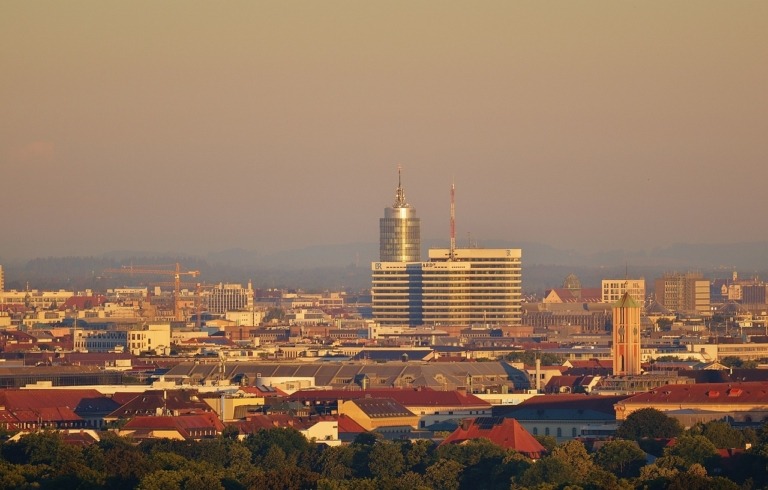 Arbeiten 200 extrem Linke für den Bayerischen Rundfunk?