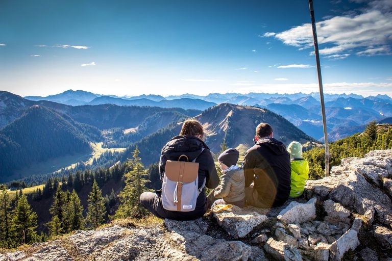 Die Bayerische Leitkultur: Ein Plädoyer für Freiheit, Eigenverantwortung und gemeinschaftlichen Zusammenhalt